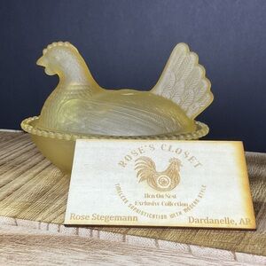 Rose’s closet Hen on Nest Decorative Dish